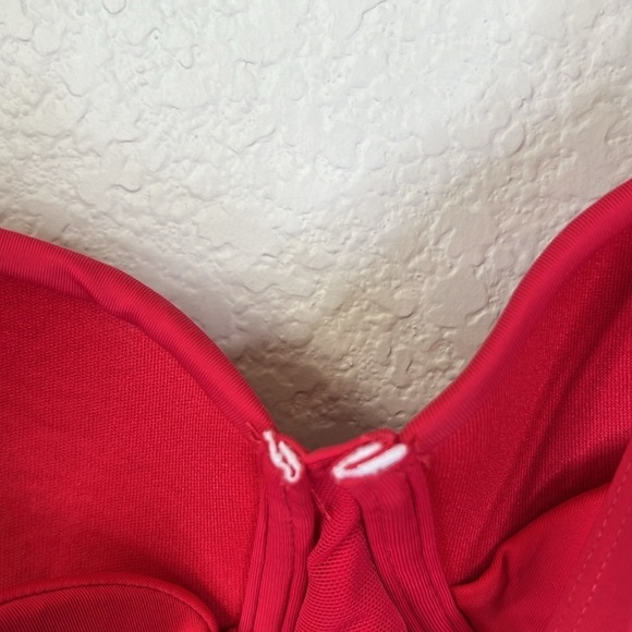 Sea Level Cross Front Red Bikini Top Size 8 - Picture 11 of 12